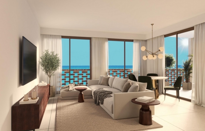 Apartamento turístico con 3 dormitorios frente al mar totalmente amueblado a la venta en Villajoyosa(Alicante)