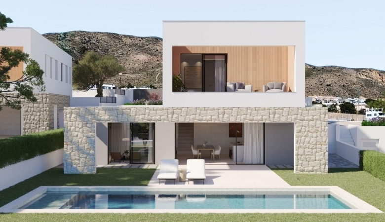 Villa de 4 dormitorios con piscina privada a la venta en Finestrat.