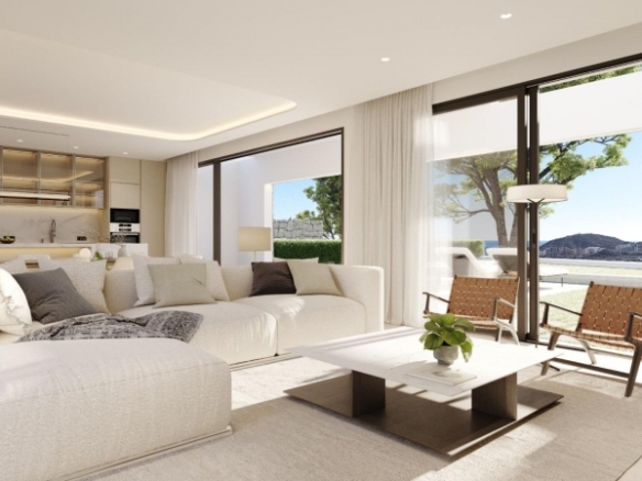 Villa de 4 dormitorios con piscina privada a la venta en Finestrat.