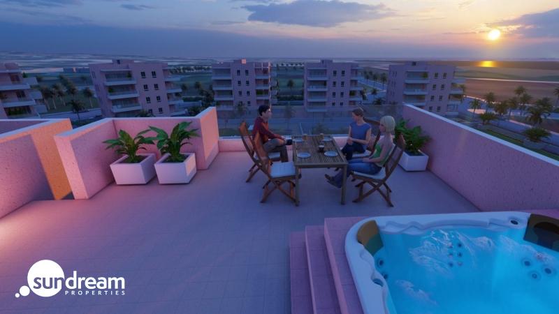 Ático de 3 dormitorios con solarium privado a la venta en El Raso(Guardamar del Segura)