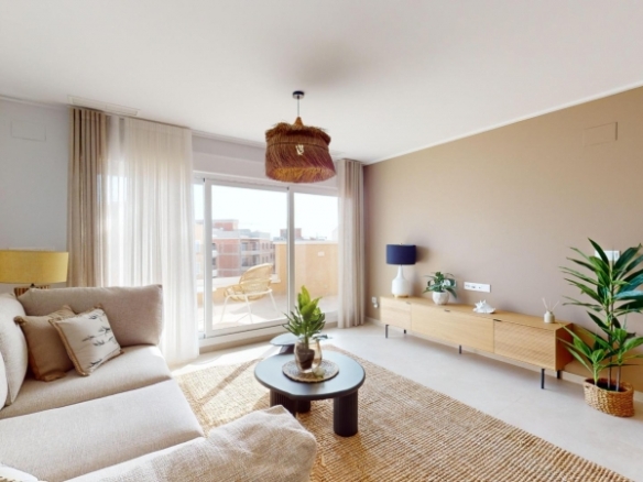 Ático de 3 dormitorios con solarium privado a la venta en El Raso(Guardamar del Segura)