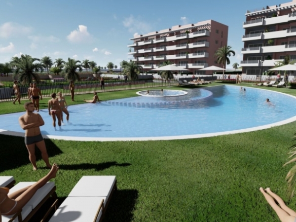 Ático de 3 dormitorios con solarium privado a la venta en El Raso(Guardamar del Segura)