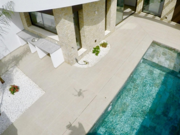 Villa de 2 plantas con 3 dormitorios a la venta en Heredades-Rojales