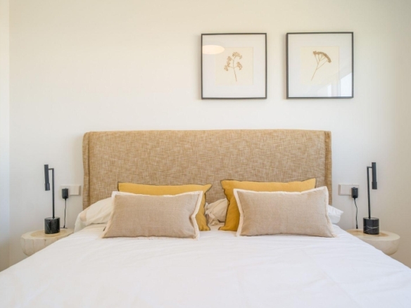 Adosado de 2 dormitorios con jardín y solarium privado en Vistabella Golf(Orihuela)