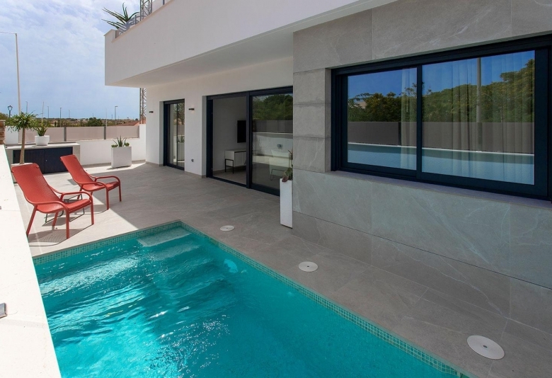 VILLAS PAREADAS EN UNA SOLA PLANTA DE NUEVA CONSTRUCCIÓN EN SUCINA
