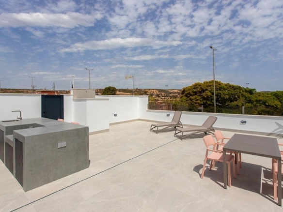 VILLAS PAREADAS EN UNA SOLA PLANTA DE NUEVA CONSTRUCCIÓN EN SUCINA