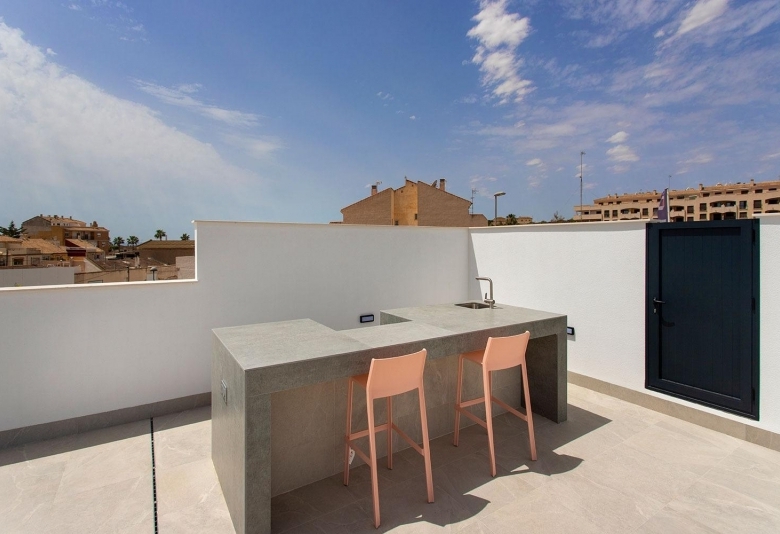VILLAS PAREADAS EN UNA SOLA PLANTA DE NUEVA CONSTRUCCIÓN EN SUCINA
