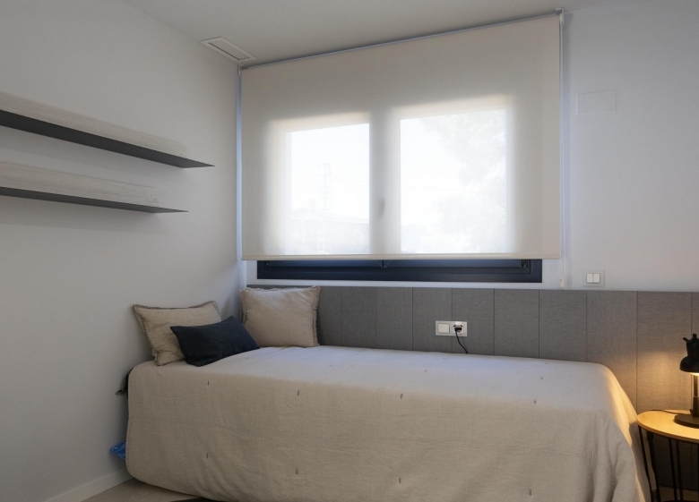 Ático de 2 dormitorios a escasos metros del mar a la venta en Denia(Alicante)