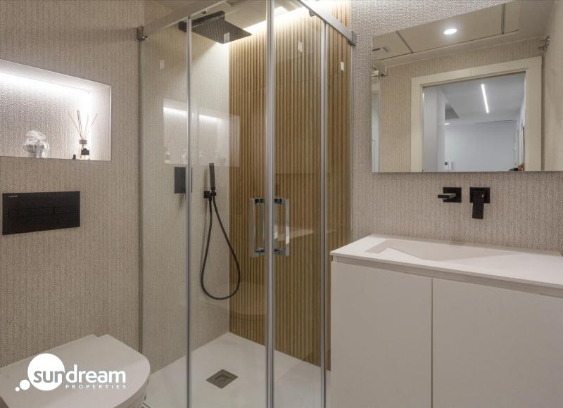 Ático de 2 dormitorios a escasos metros del mar a la venta en Denia(Alicante)