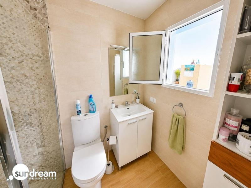 Encantadora vivienda de esquina con 2 dormitorios y orientación sur en Montebello – Algorfa.