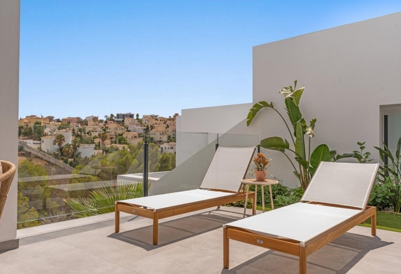 Ático de 2 dormitorios con estupendas vistas panorámicas al mar mediterráneo en Benitatxell
