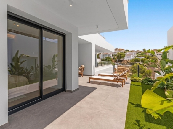 Ático de 2 dormitorios con estupendas vistas panorámicas al mar mediterráneo en Benitatxell