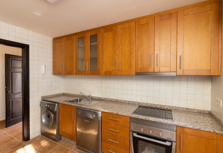 Villa independiente de estilo mediterráneo con 3 dormitorios a la venta en Fuente Alamo – Murcia