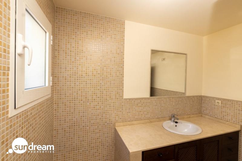 g_43396-19-29 Villa independiente de estilo mediterráneo con 3 dormitorios a la venta en Fuente Alamo – Murcia