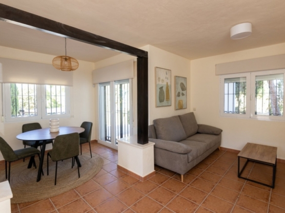Villa pareada con 2 dormitorios a la venta en Fuente Alamo(Murcia)
