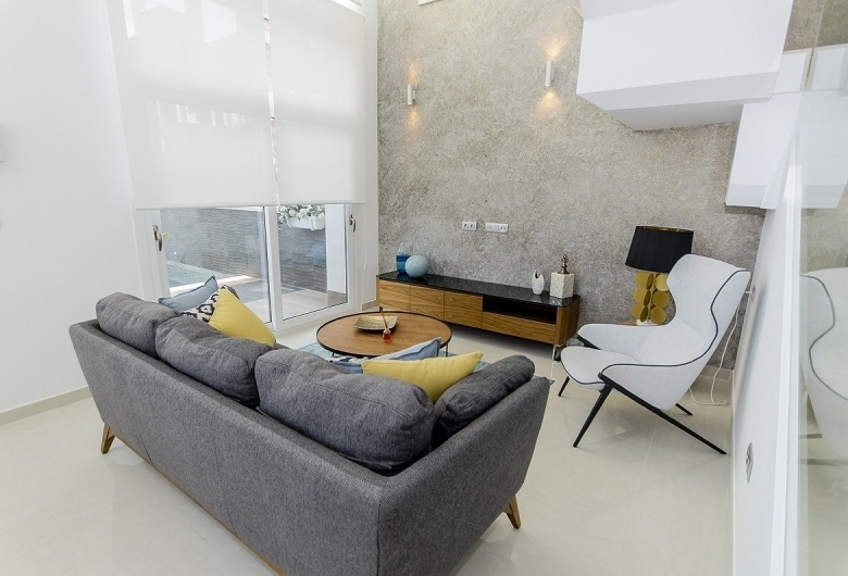 VILLA DE OBRA NUEVA EN PLAYA HONDA(LA MANGA).