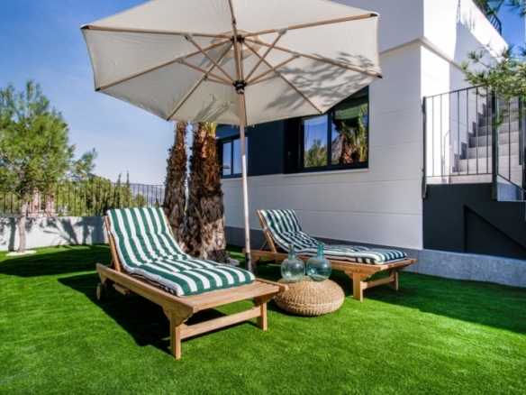 Villa de 3 dormitorios en una planta en Polop(Alicante).