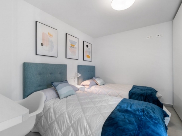 RESIDENCIAL CON BUNGALOWS CON PISCINA COMUNITARIA EN SAN PEDRO DEL PINATAR!!!