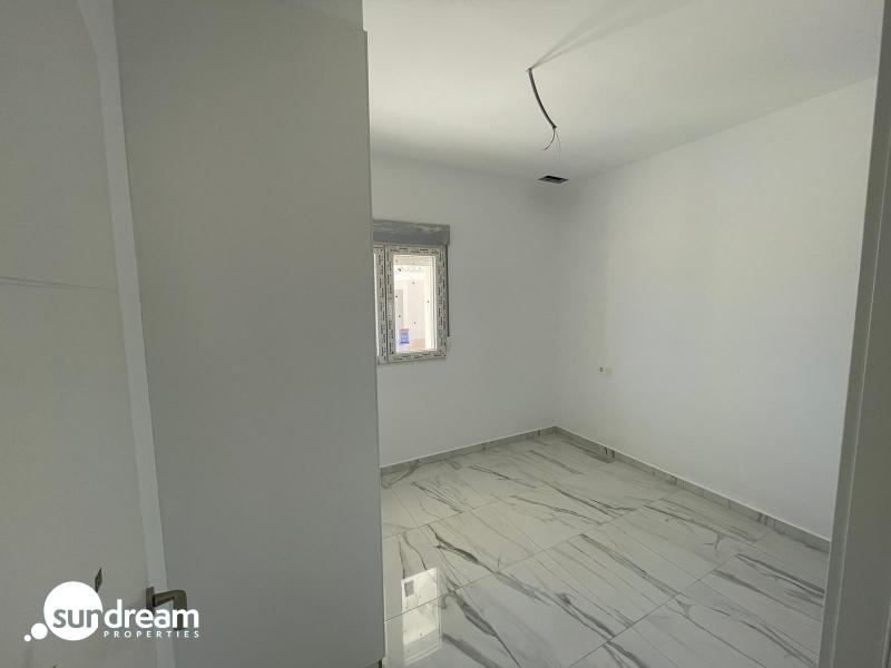 g_39828-13-13 VILLA DE ESTILO TRADICIONAL CON 6 DORMITORIOS DE NUEVA CONSTRUCCIÓN EN PINOSO