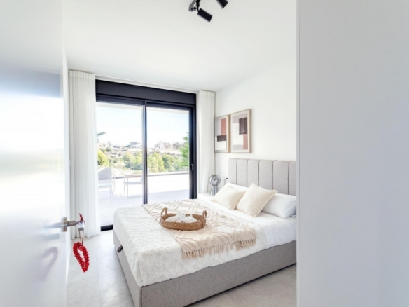 NUEVO COMPLEJO RESIDENCIAL DE APARTAMENTOS DE 2 DORMITORIOS CON VISTAS AL MAR EN FINESTRAT