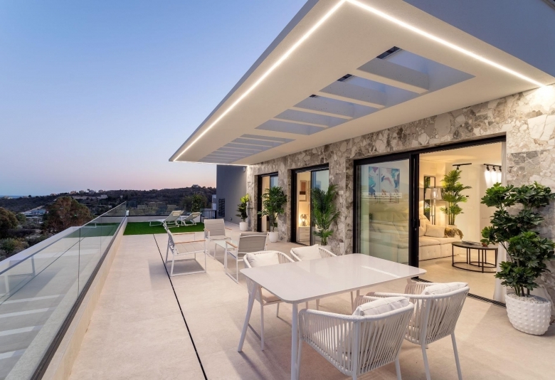 NUEVO COMPLEJO RESIDENCIAL DE APARTAMENTOS DE 2 DORMITORIOS CON VISTAS AL MAR EN FINESTRAT
