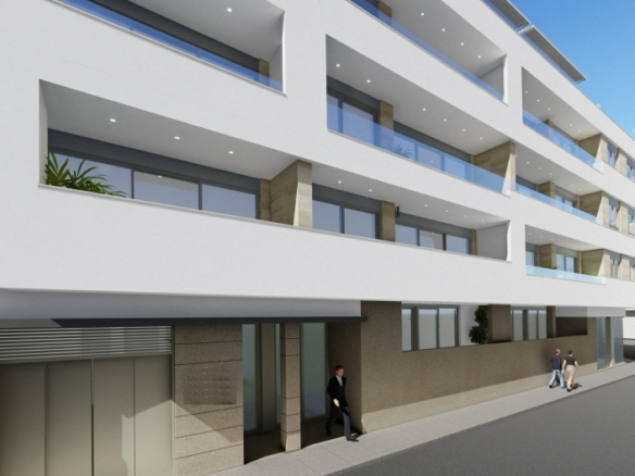 FANTÁSTICO ÁTICO DE NUEVA CONSTRUCCIÓN A TAN SOLO 5 MIN.DE LA PLAYA  EN TORREVIEJA