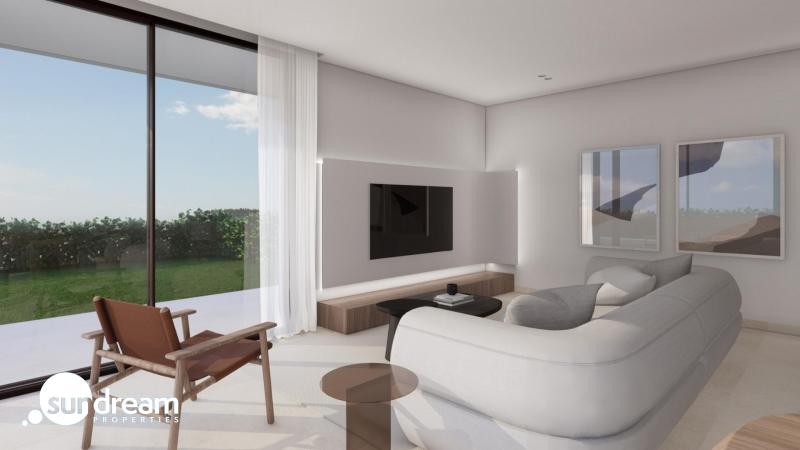 Chalet en venta con piscina privada en Finestrat