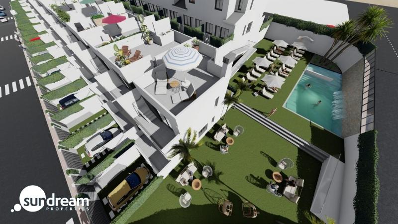 Adosados en venta en Cox con piscina comunitaria