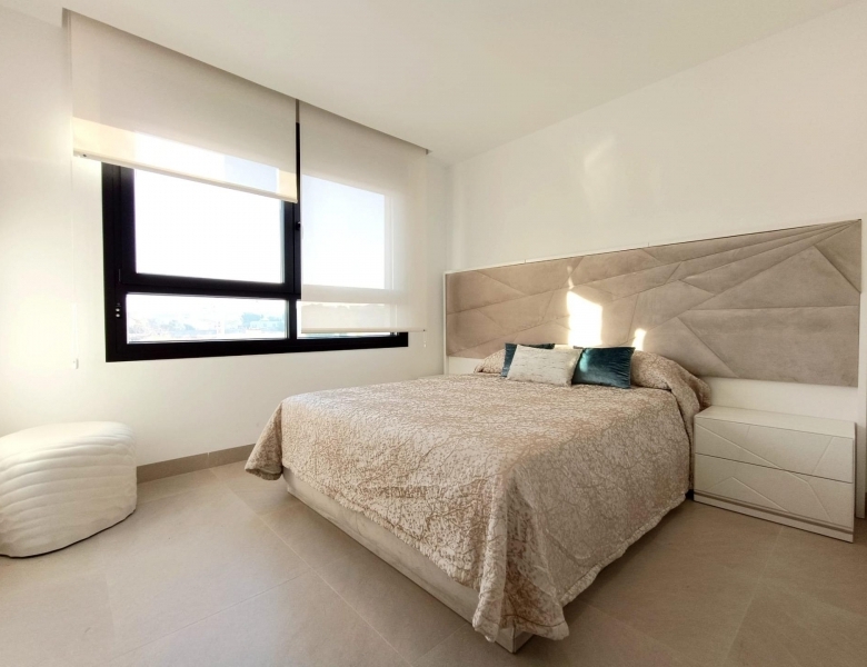 Chalet adosado con piscina privada a la venta  en Benijófar(Alicante)