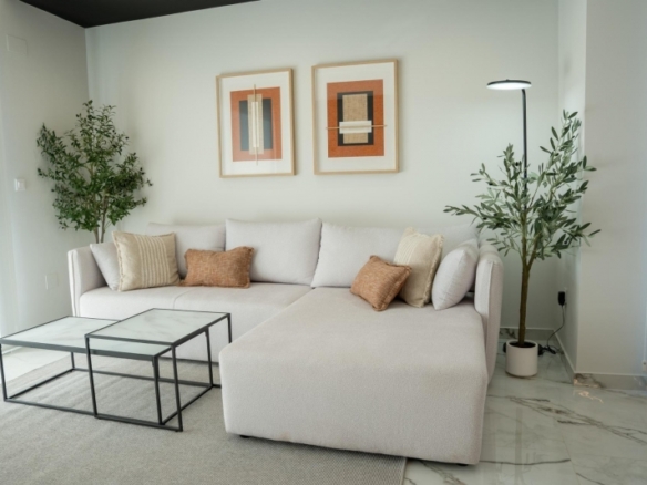 Chalet independiente en una sola planta con 3 dormitorios a la venta en Ciudad Quesada(Alicante)