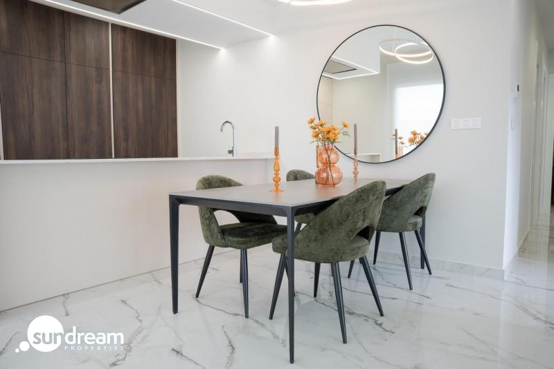 Chalet independiente en una sola planta con 3 dormitorios a la venta en Ciudad Quesada(Alicante)