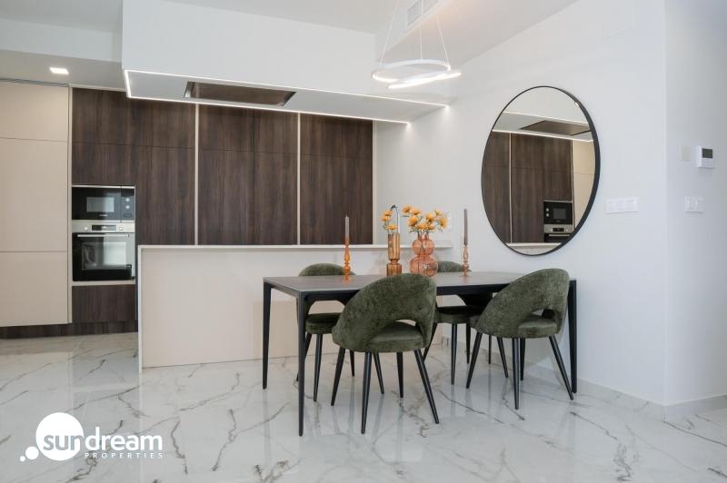 Chalet independiente en una sola planta con 3 dormitorios a la venta en Ciudad Quesada(Alicante)