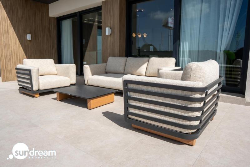 g_40061-35-29 Chalet independiente en una sola planta con piscina privada a la venta en Ciudad Quesada(Alicante).