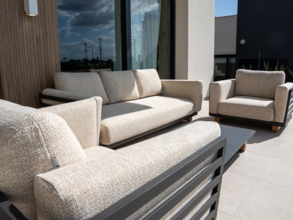 Chalet independiente en una sola planta con piscina privada a la venta en Ciudad Quesada(Alicante).
