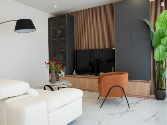 Chalet independiente en una sola planta con piscina privada a la venta en Ciudad Quesada(Alicante).