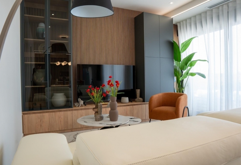 Chalet independiente en una sola planta con piscina privada a la venta en Ciudad Quesada(Alicante).