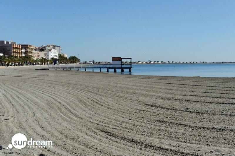 Bungalow de planta baja de 3 dormitorios a la venta en San Pedro del Pinatar