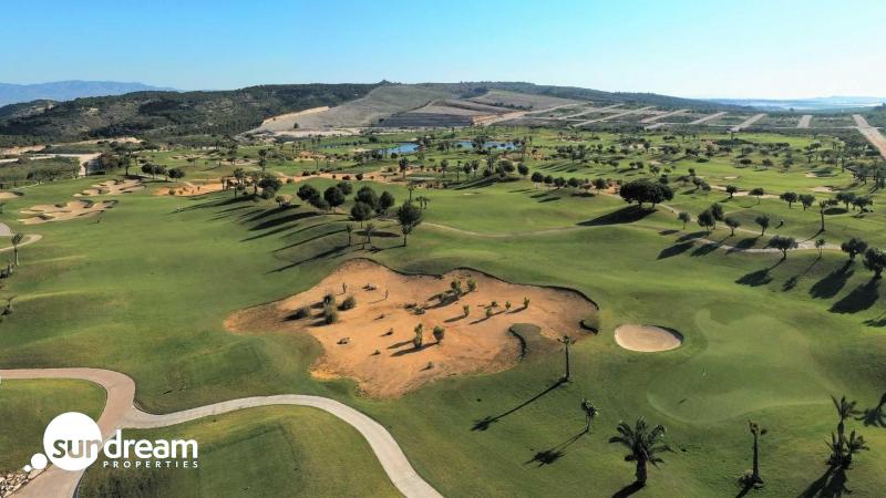 g_40099-6-9 Villa de 4 dormitorios de nueva construcción en Golf Resort, Orihuela