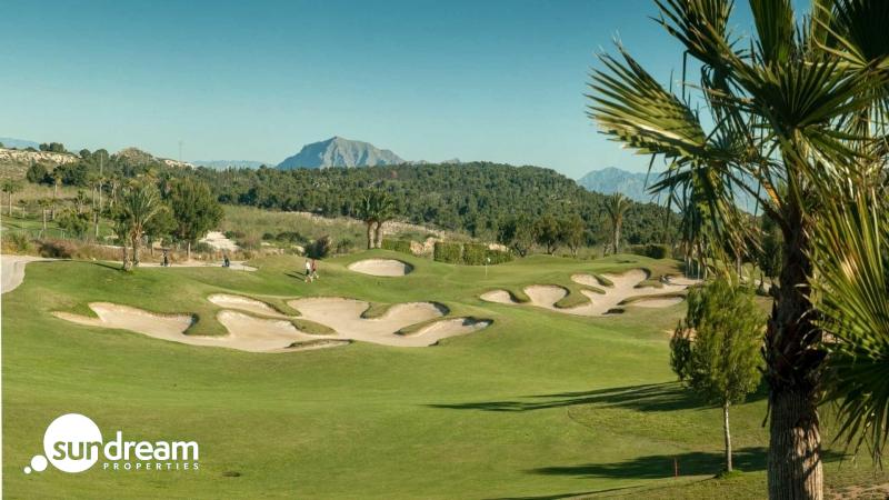 g_40101-6-10 Adosado de 3 dormitorios de nueva construcción en Golf Resort, Orihuela