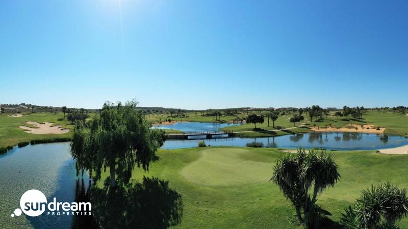 g_40101-6-11 Adosado de 3 dormitorios de nueva construcción en Golf Resort, Orihuela