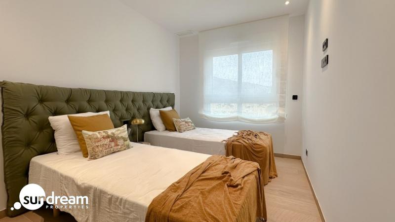 g_40254-24-9 Bungalow en venta piscina y solárium Golf Resort Algorfa