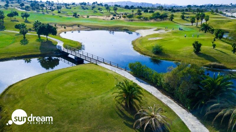 g_41318-16-10 Villa en venta de obra nueva con piscina Golf Orihuela