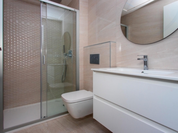 Ático en venta obra nueva con solárium en Santa Pola