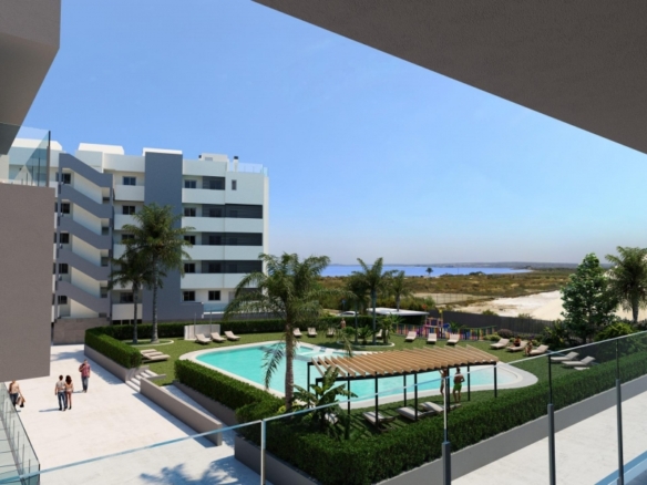 Ático en venta obra nueva con solárium en Santa Pola
