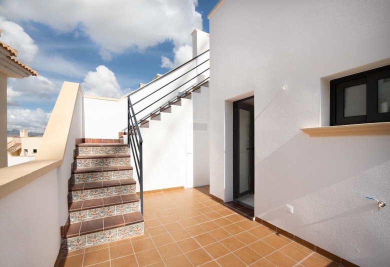 Chalet adosado en venta obra nueva con piscina en Cox