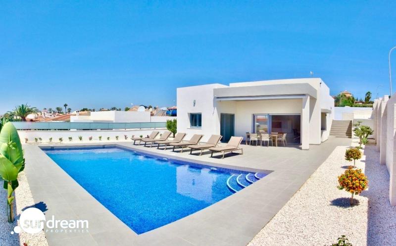 g_42059-14-1 Villa de nueva construción con 3 dormitorios y piscina privada a la venta en Rafal(Alicante)