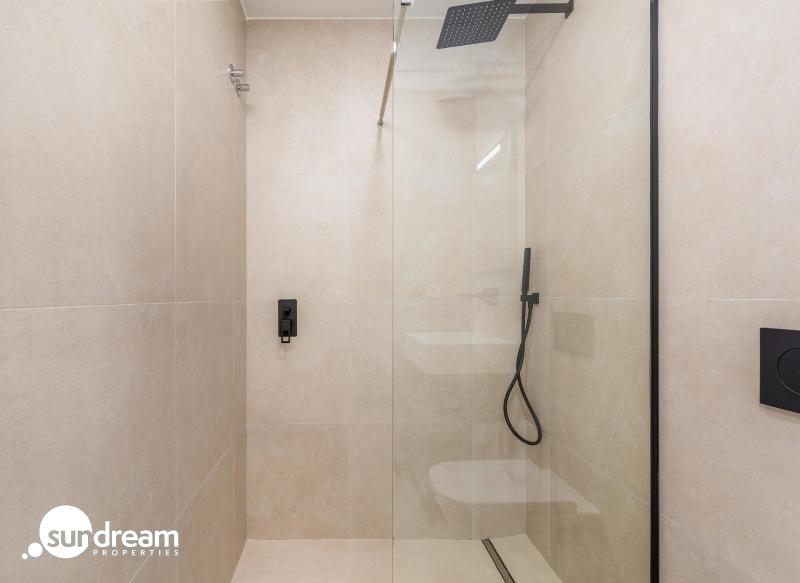 Villa en venta obra nueva con piscina en San Javier