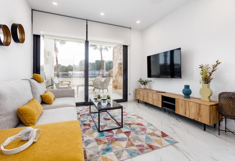 Bungalow de planta alta con 2 dormitorios a la venta en Lo Marabú, Ciudad Quesada
