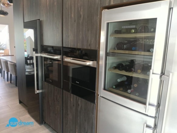 Villa en venta con piscina La Finca Golf Resort Algorfa