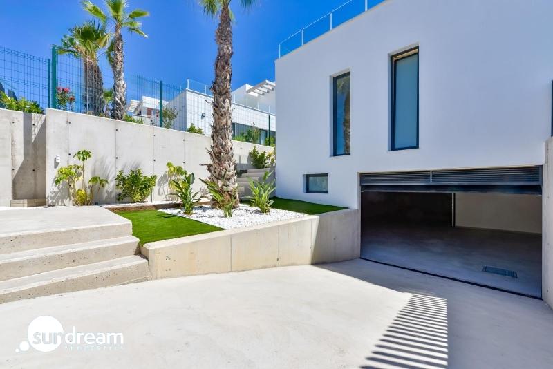 g_42653-16-28 Villa en venta obra nueva con piscina en Finestrat